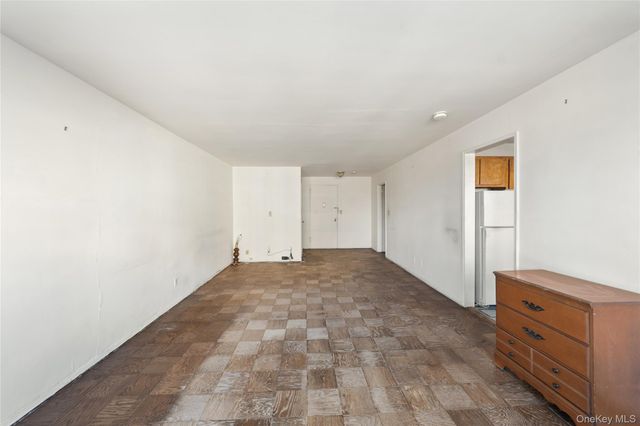 370 Westchester Avenue 2N, Port Chester, NY 10573