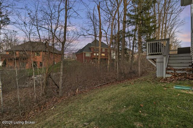 16805 Green Crest Ln, Louisville, KY 40245