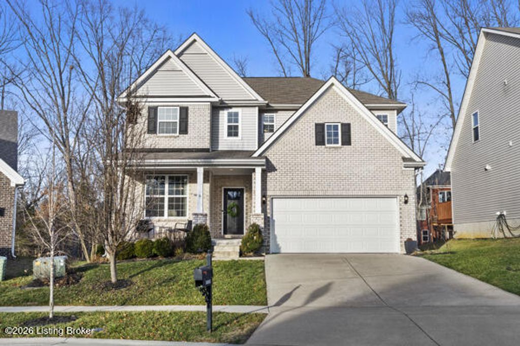16805 Green Crest Ln, Louisville, KY 40245