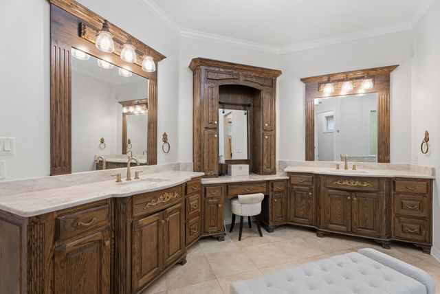 1915 Stoneleaf Drive, Tyler, TX 75703