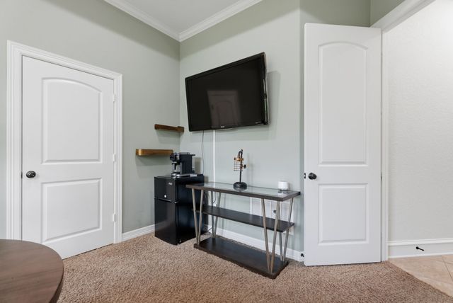 1915 Stoneleaf Drive, Tyler, TX 75703
