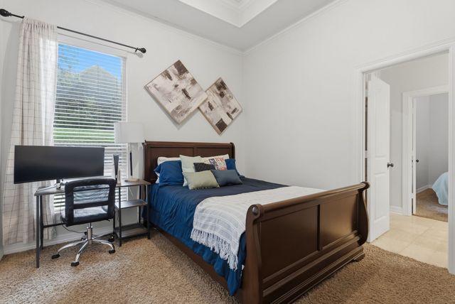1915 Stoneleaf Drive, Tyler, TX 75703