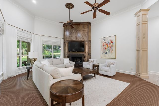 1915 Stoneleaf Drive, Tyler, TX 75703