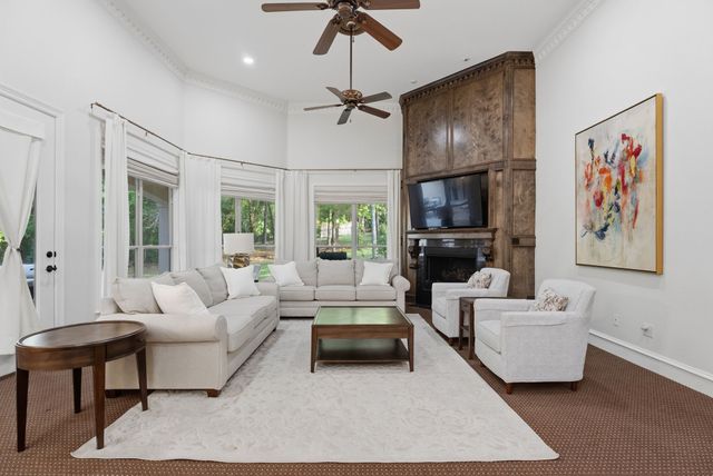 1915 Stoneleaf Drive, Tyler, TX 75703
