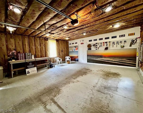 811 Leonard Avenue, Belpre, OH 45714