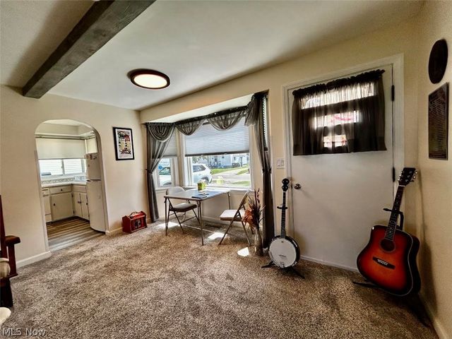 811 Leonard Avenue, Belpre, OH 45714