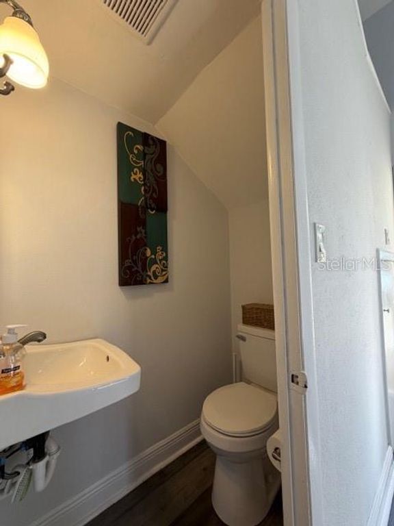 Image 10 of property listing at 12414 N 58TH STREET 63, Tampa, FL 33617