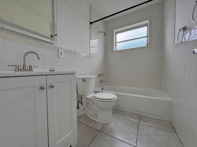 3630 SW 87th Ave, Miami, FL 33165