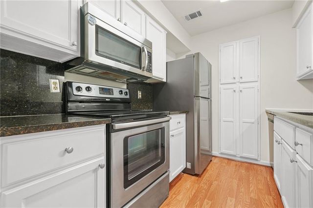 23203 Plantation Drive NE, Atlanta, GA 30324