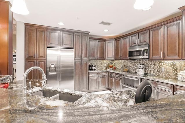88 VIVANTE BOULEVARD 205, Punta Gorda, FL 33950