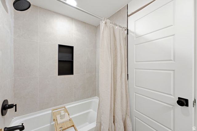 5532 S EASTON ST, Taylorsville, UT 84129