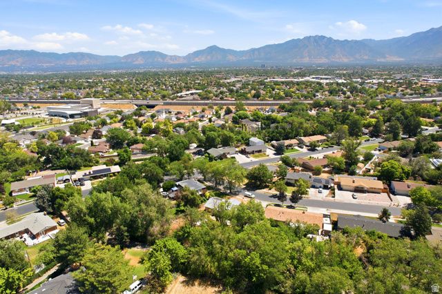 5532 S EASTON ST, Taylorsville, UT 84129