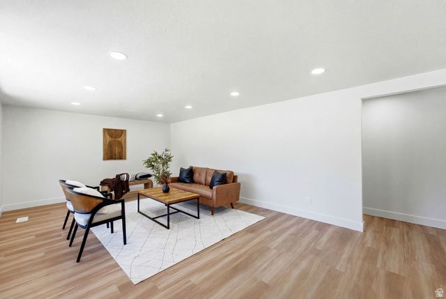 5532 S EASTON ST, Taylorsville, UT 84129