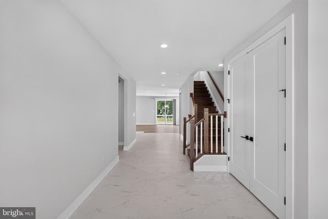 127 ALROY RD, Malvern, PA 19355