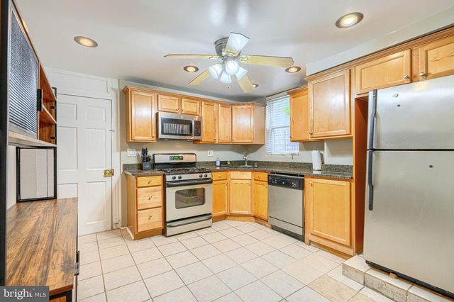 306 PENN ST, Baltimore, MD 21230