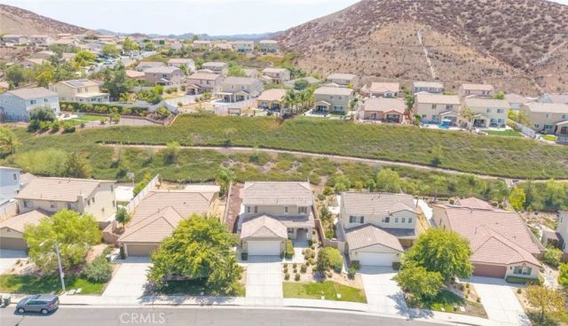35135 Sorrel Lane, Lake Elsinore, CA 92532