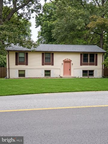 2003 WOODFORD RD, Vienna, VA 22182