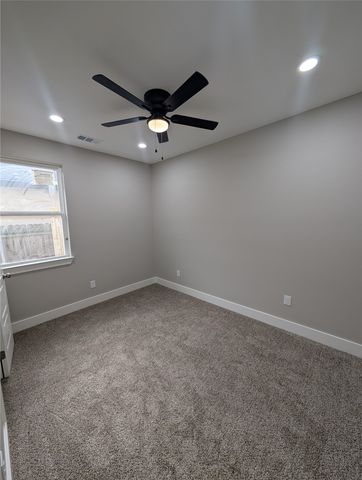 2631 Burger Avenue, Dallas, TX 75215