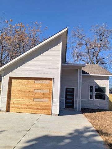 2631 Burger Avenue, Dallas, TX 75215