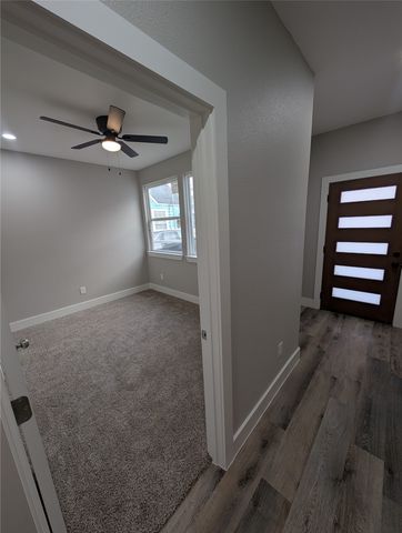 2631 Burger Avenue, Dallas, TX 75215