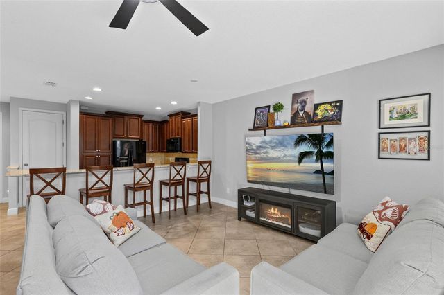 8442 KELSALL DRIVE, Orlando, FL 32832