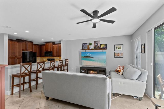 8442 KELSALL DRIVE, Orlando, FL 32832