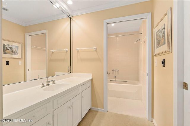16 LA VISTA Drive, Ponte Vedra Beach, FL 32082