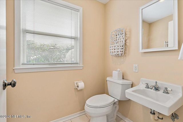 16 LA VISTA Drive, Ponte Vedra Beach, FL 32082
