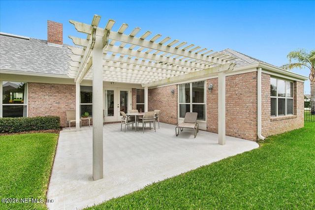 16 LA VISTA Drive, Ponte Vedra Beach, FL 32082