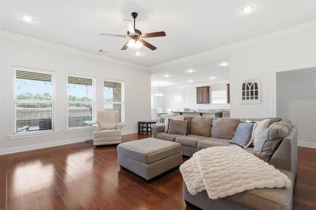 1947 Beau Blanc Drive, Lake Charles, LA 70607