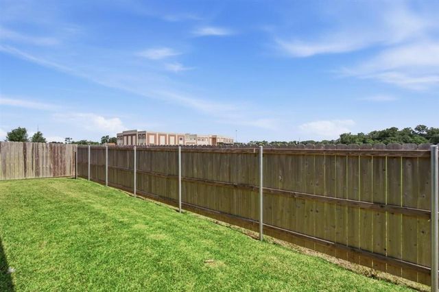 1947 Beau Blanc Drive, Lake Charles, LA 70607