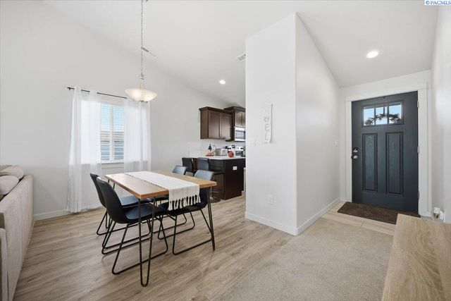 6306 Berea Ln, Pasco, WA 99301