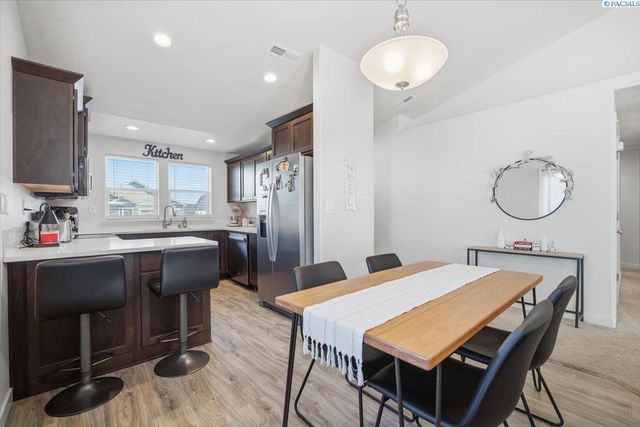 6306 Berea Ln, Pasco, WA 99301