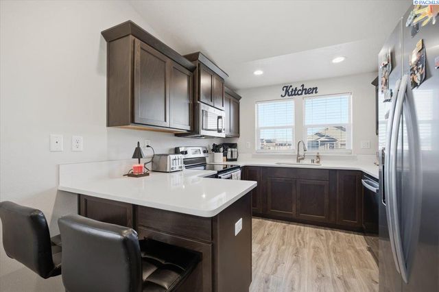 6306 Berea Ln, Pasco, WA 99301