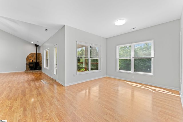 397 Lindsey Lake Road, Travelers Rest, SC 29690