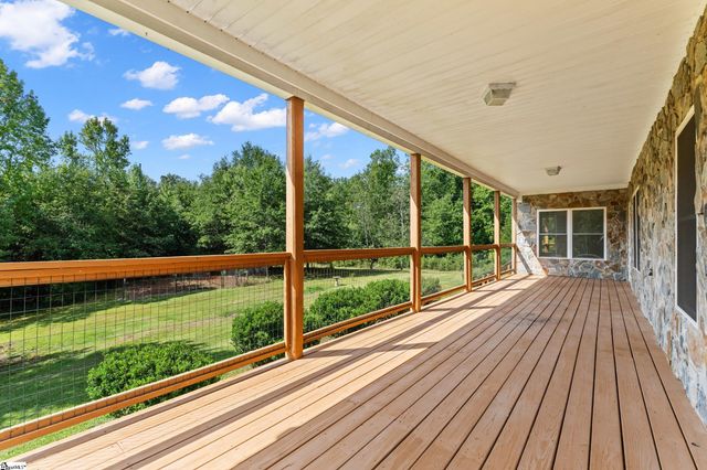 397 Lindsey Lake Road, Travelers Rest, SC 29690