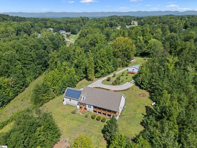 397 Lindsey Lake Road, Travelers Rest, SC 29690