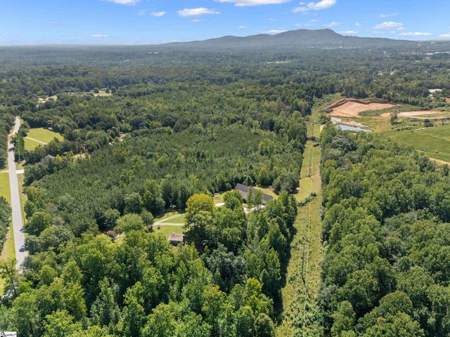 397 Lindsey Lake Road, Travelers Rest, SC 29690