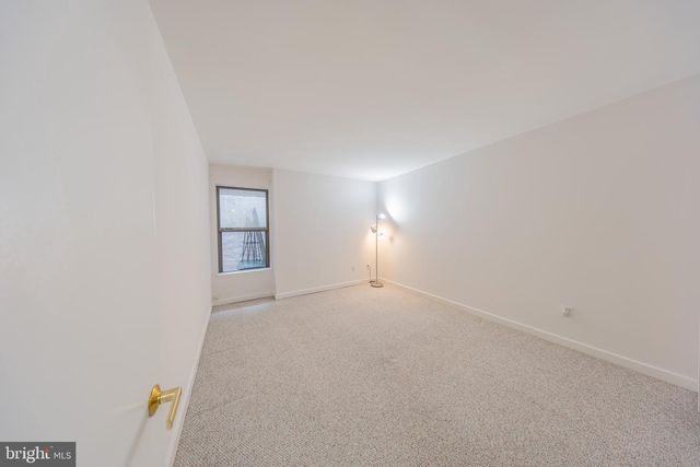 2201 CEDAR COVE CT, Reston, VA 20191