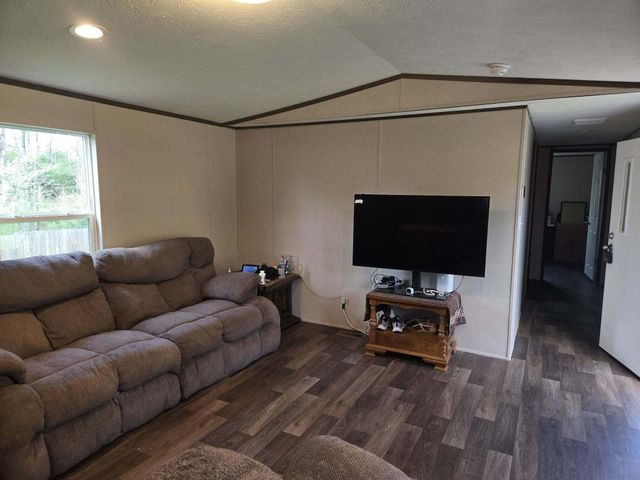 421 W Old Barbourville Road, Corbin, KY 40701