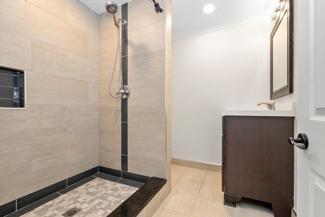 16740 W Saddlewood Drive, Lockport, IL 60441