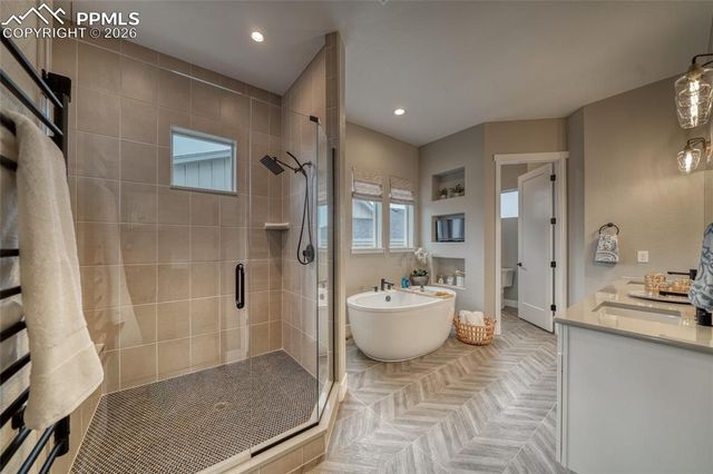 1981 Clayhouse Drive, Colorado Springs, CO 80921