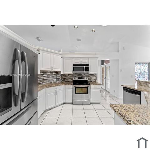 2269 N Rock Island Rd 2269, Margate, FL 33063