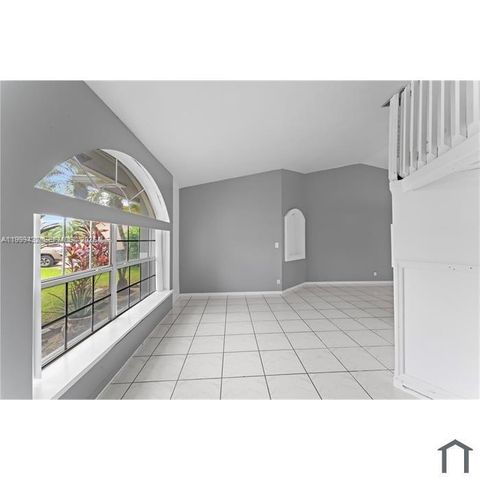 2269 N Rock Island Rd 2269, Margate, FL 33063