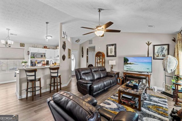 6324 Amberly Road, Rex, GA 30273