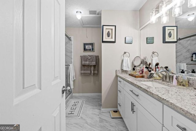 6324 Amberly Road, Rex, GA 30273