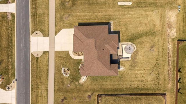 6432 Revere Pass, Deforest, WI 53532