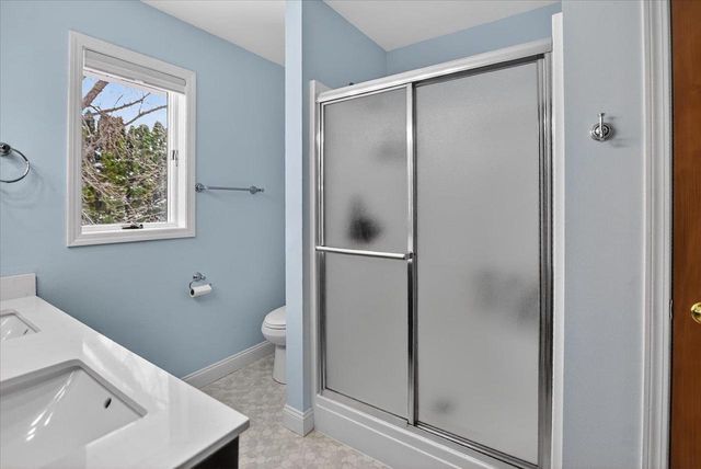 1025 Pasadena Parkway, Waunakee, WI 53597