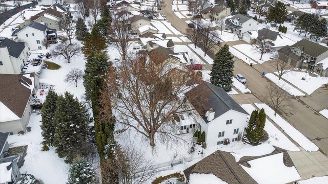 1025 Pasadena Parkway, Waunakee, WI 53597