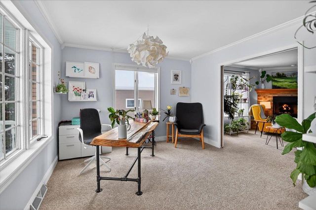 1025 Pasadena Parkway, Waunakee, WI 53597